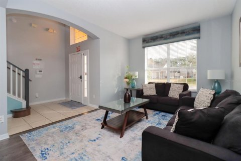House in Kissimmee, Florida 6 bedrooms, 267.65 sq.m. № 2229285 - photo 9