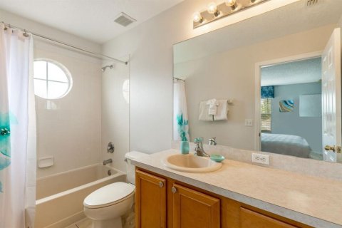 House in Kissimmee, Florida 6 bedrooms, 267.65 sq.m. № 2229285 - photo 22