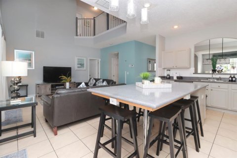 House in Kissimmee, Florida 6 bedrooms, 267.65 sq.m. № 2229285 - photo 16
