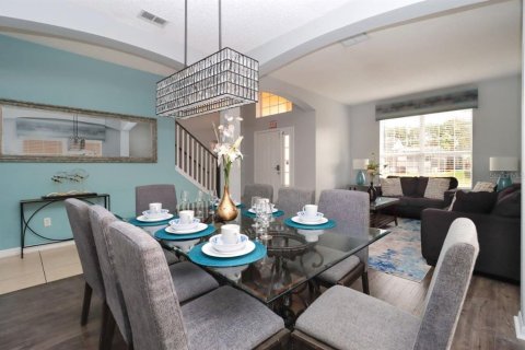 House in Kissimmee, Florida 6 bedrooms, 267.65 sq.m. № 2229285 - photo 4