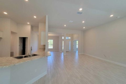 Casa en venta en Ocala, Florida, 4 dormitorios, 216.46 m2 № 1634462 - foto 13