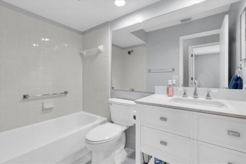 Villa ou maison à vendre à Spring Hill, Floride: 2 chambres, 166.11 m2 № 2211650 - photo 29