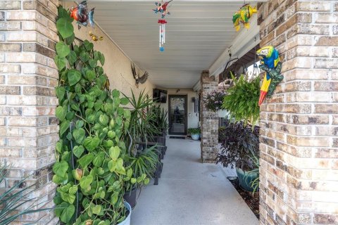 Villa ou maison à vendre à Spring Hill, Floride: 2 chambres, 166.11 m2 № 2211650 - photo 5