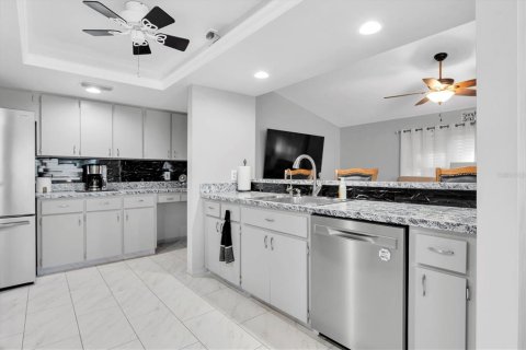 Villa ou maison à vendre à Spring Hill, Floride: 2 chambres, 166.11 m2 № 2211650 - photo 12