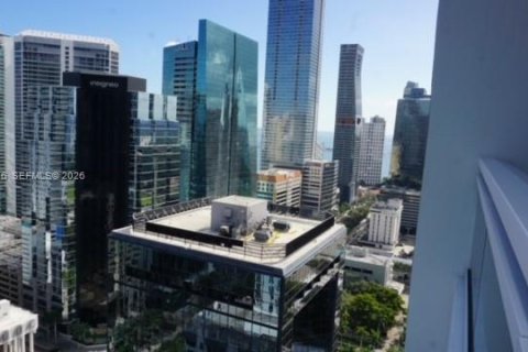 Condo in Miami, Florida, 1 bedroom  № 2002572 - photo 15