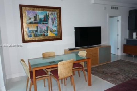 Condo in Miami, Florida, 1 bedroom  № 2002572 - photo 14