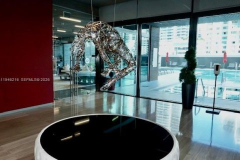 Condo in Miami, Florida, 1 bedroom  № 2002572 - photo 29