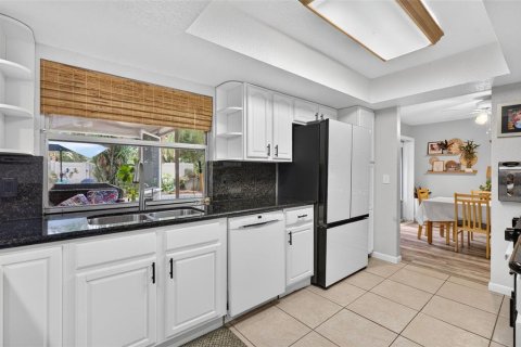 Villa ou maison à vendre à Seminole, Floride: 4 chambres, 156.45 m2 № 2413972 - photo 6