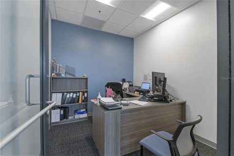 Commercial property in Jacksonville, Florida № 1518839 - photo 23