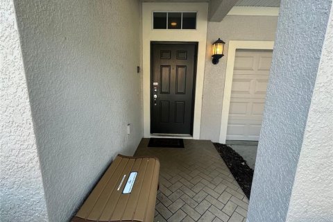 Casa en alquiler en Kissimmee, Florida, 6 dormitorios, 305.74 m2 № 1376408 - foto 3