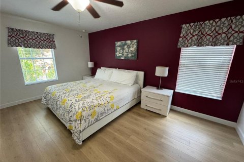 Casa en alquiler en Kissimmee, Florida, 6 dormitorios, 305.74 m2 № 1376408 - foto 12
