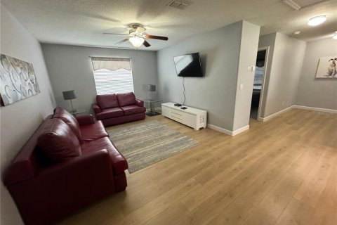 Casa en alquiler en Kissimmee, Florida, 6 dormitorios, 305.74 m2 № 1376408 - foto 18