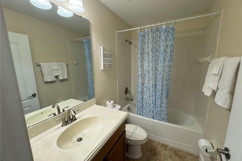 Casa en alquiler en Kissimmee, Florida, 6 dormitorios, 305.74 m2 № 1376408 - foto 26