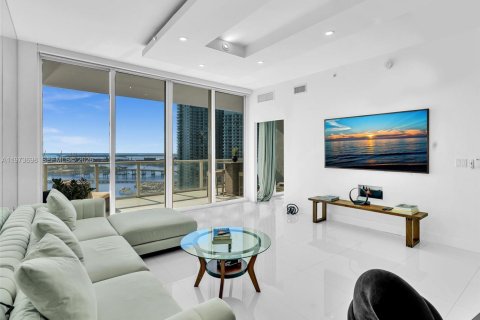 Copropriété à louer à Miami, Floride: 3 chambres, 158.68 m2 № 2190805 - photo 9