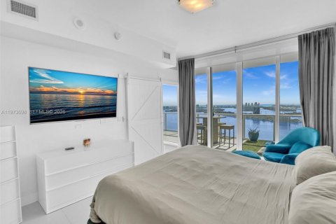 Copropriété à louer à Miami, Floride: 3 chambres, 158.68 m2 № 2190805 - photo 22