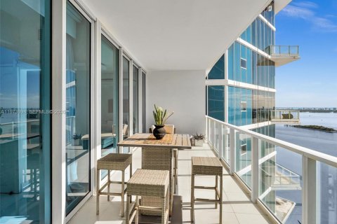 Copropriété à louer à Miami, Floride: 3 chambres, 158.68 m2 № 2190805 - photo 16