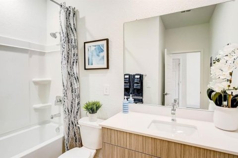 Touwnhouse à louer à Lakewood Ranch, Floride: 4 chambres, 171.68 m2 № 1590614 - photo 10