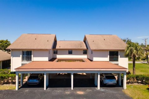 Condominio en Venice, Florida, 2 dormitorios  № 2196411