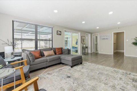 Villa ou maison à vendre à Sarasota, Floride: 4 chambres, 165.27 m2 № 2144608 - photo 3