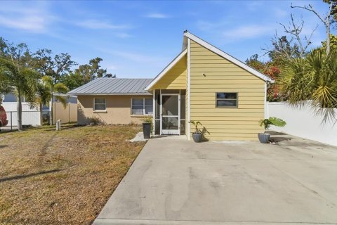 Villa ou maison à Sarasota, Floride 4 chambres, 165.27 m2 № 2144608