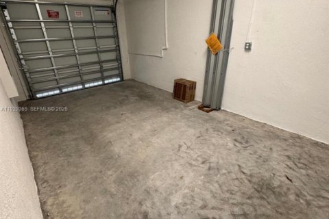 Touwnhouse à louer à Homestead, Floride: 3 chambres № 1987624 - photo 27