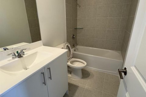 Touwnhouse à louer à Homestead, Floride: 3 chambres № 1987624 - photo 20