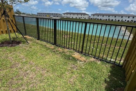 Touwnhouse à louer à Homestead, Floride: 3 chambres № 1987624 - photo 4