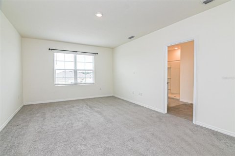 Villa ou maison à vendre à Auburndale, Floride: 5 chambres, 250.46 m2 № 2410168 - photo 12