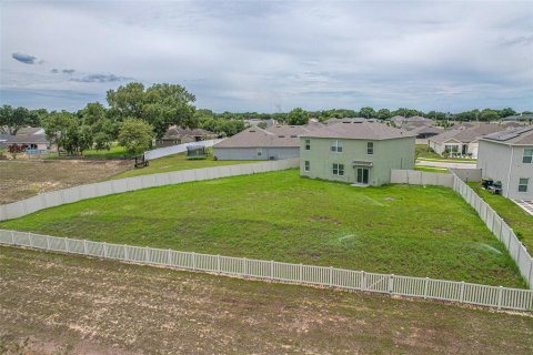 Villa ou maison à vendre à Auburndale, Floride: 5 chambres, 250.46 m2 № 2410168 - photo 3