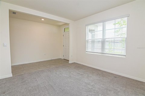 Villa ou maison à vendre à Auburndale, Floride: 5 chambres, 250.46 m2 № 2410168 - photo 16