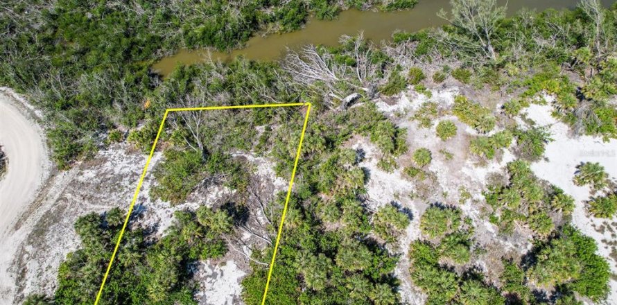 Land in Placida, Florida № 1658093