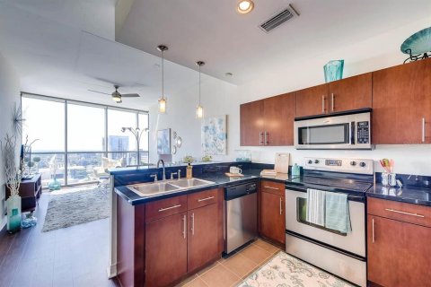 Appartement à louer à Orlando, Floride: 1 chambre, 78.87 m2 № 2211880 - photo 12