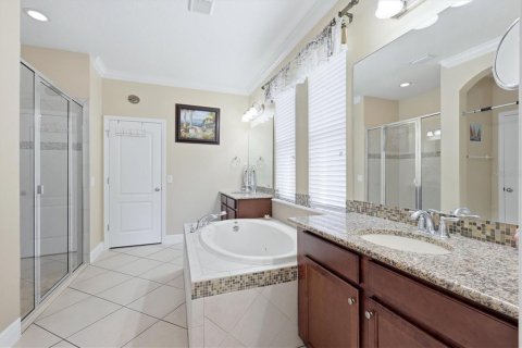 Casa en venta en Sarasota, Florida, 4 dormitorios, 261.24 m2 № 2151579 - foto 10