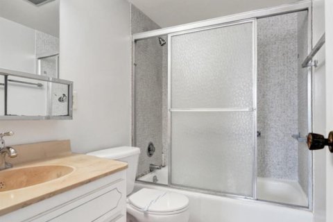 Copropriété à vendre à Pompano Beach, Floride: 2 chambres, 84.73 m2 № 2249281 - photo 25