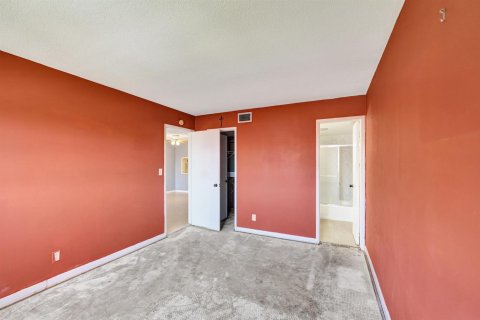 Copropriété à vendre à Pompano Beach, Floride: 2 chambres, 84.73 m2 № 2249281 - photo 24