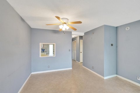 Copropriété à vendre à Pompano Beach, Floride: 2 chambres, 84.73 m2 № 2249281 - photo 8