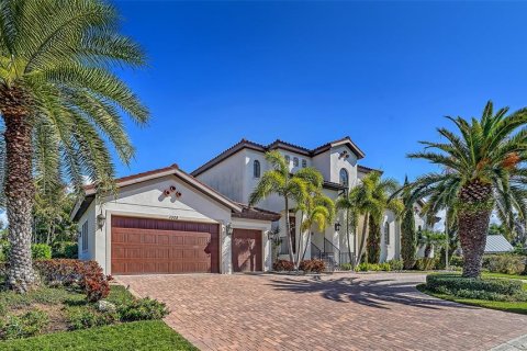 Casa en Longboat Key, Florida 4 dormitorios, 336.68 m2 № 2115332