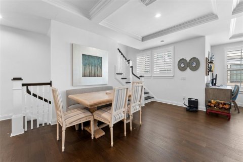 Townhouse in Tampa, Florida 4 bedrooms, 248.23 sq.m. № 1653671 - photo 21