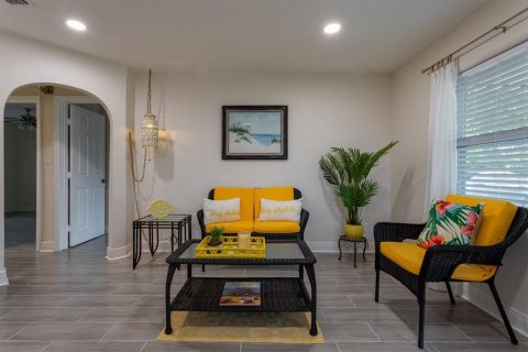 Casa en venta en Saint Petersburg, Florida, 2 dormitorios, 91.88 m2 № 1742626 - foto 18