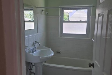 Casa en venta en Saint Petersburg, Florida, 2 dormitorios, 91.88 m2 № 1742626 - foto 4