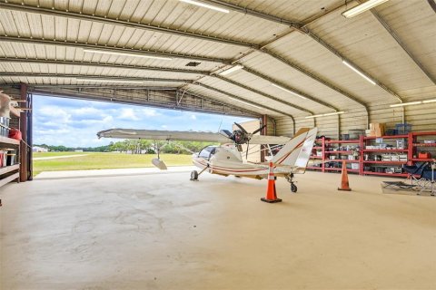 Casa en Oak Hill, Florida 3 dormitorios, 223.52 m2 № 2105421