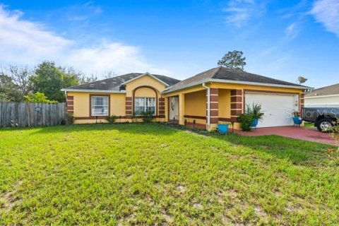 House in Poinciana, Florida 4 bedrooms, 158.21 sq.m. № 1900307 - photo 2