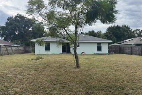 House in Orange City, Florida 3 bedrooms, 101.17 sq.m. № 2322536 - photo 26