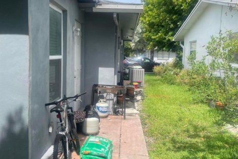 Casa en venta en Tamarac, Florida, 2 dormitorios, 147.44 m2 № 2261962 - foto 6