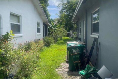 Casa en venta en Tamarac, Florida, 2 dormitorios, 147.44 m2 № 2261962 - foto 5