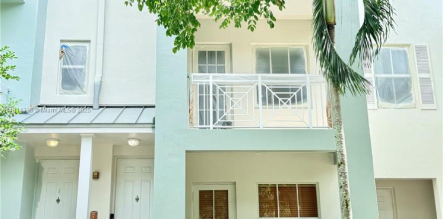 Таунхаус в Форт-Лодердейл, Флорида 3 спальни, 180.14м2 № 1971195