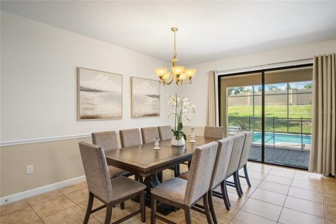 Villa ou maison à vendre à Davenport, Floride: 7 chambres, 327.39 m2 № 2429282 - photo 7