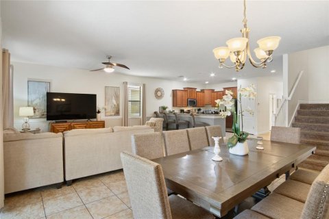 Villa ou maison à vendre à Davenport, Floride: 7 chambres, 327.39 m2 № 2429282 - photo 6