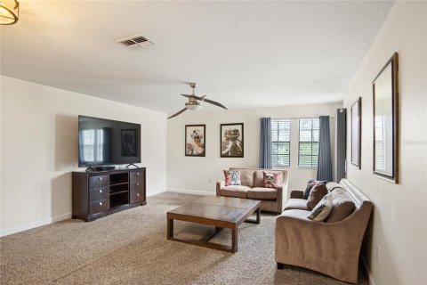 Villa ou maison à vendre à Davenport, Floride: 7 chambres, 327.39 m2 № 2429282 - photo 19