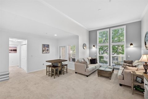 Condo in Celebration, Florida, 2 bedrooms № 2094409 - photo 6